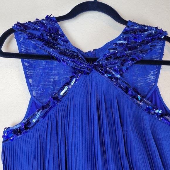 NWT Adrianna Papell Pleated Chiffon Sequin Halter Dress Brilliant Sapphire Sz 8 - Picture 7 of 15